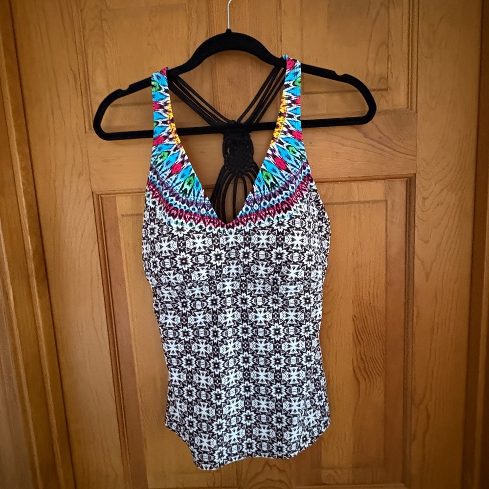 Multicolor Patterned Women's swimwear top